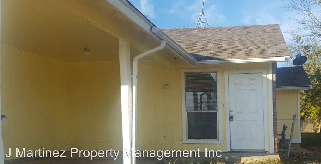 Primary Photo - 7106 Astro View Dr