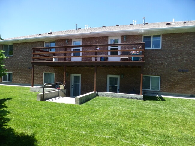 rear patio - 1536 16th St