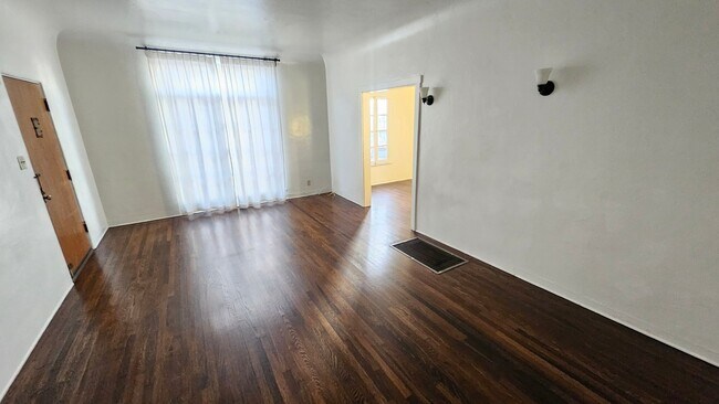 Foto del edificio - 1425 Echo Park Ave