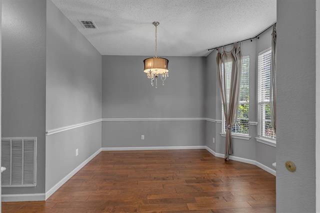 Foto del edificio - 11512 Charlotte Ln