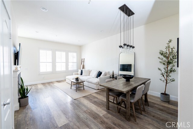 Foto del edificio - 99 Montana Del Lago Dr