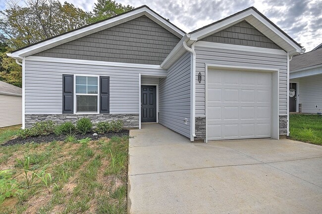Building Photo - 416 Arrowhead Dr