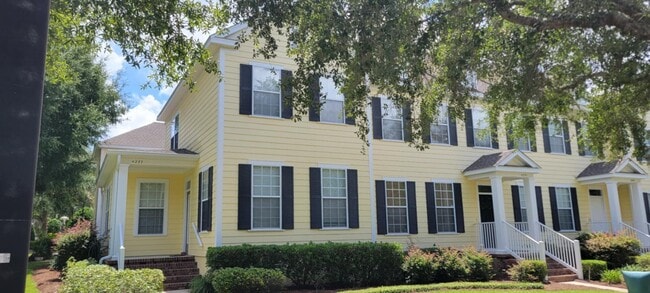 Foto del edificio - 4287 Four Oaks Blvd