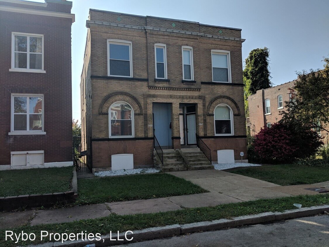 4376 Gibson Ave, St. Louis, MO 63110 Apartment for Rent in St. Louis