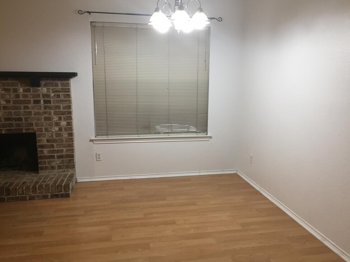 Foto principal - 2810 Nueces St