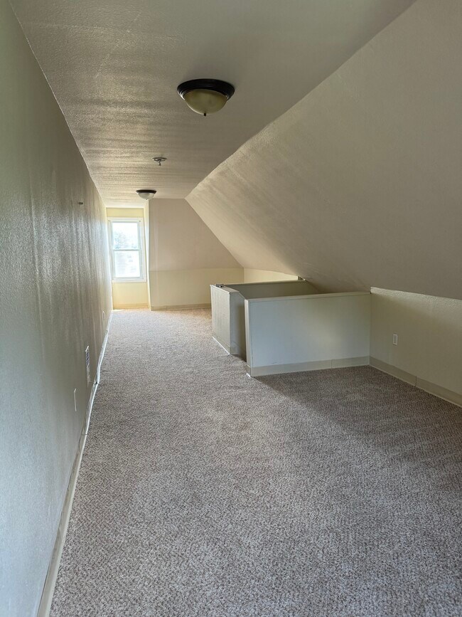 Foto del edificio - 615 6th St