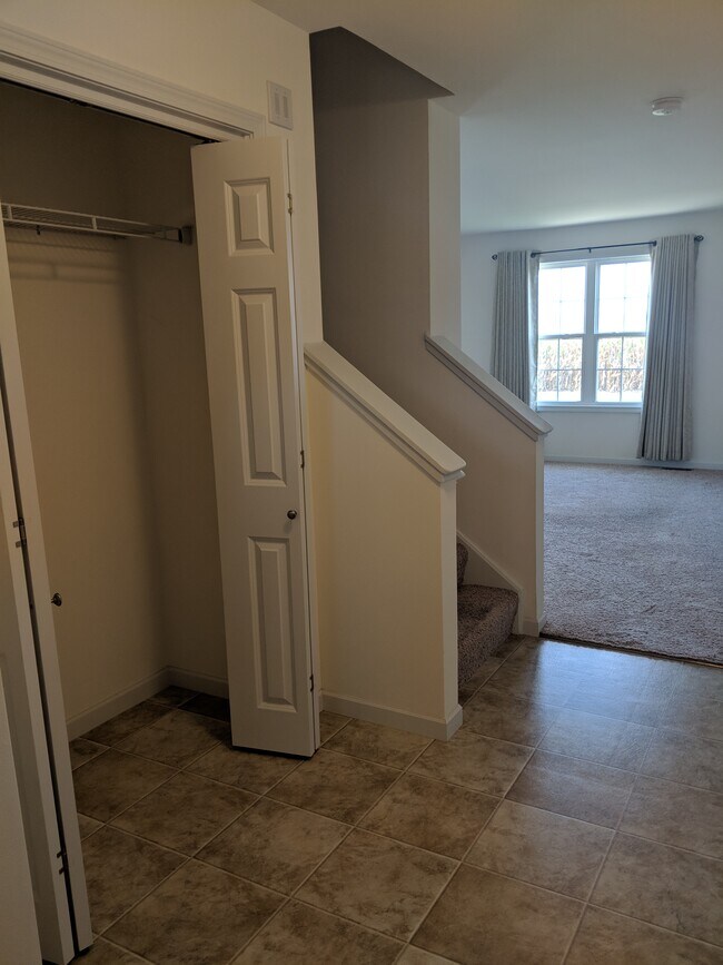 Entrance - 11 Ruth Cir