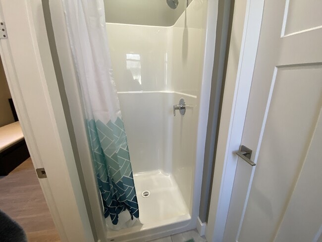 Building Photo - 1801 Hallen Ave