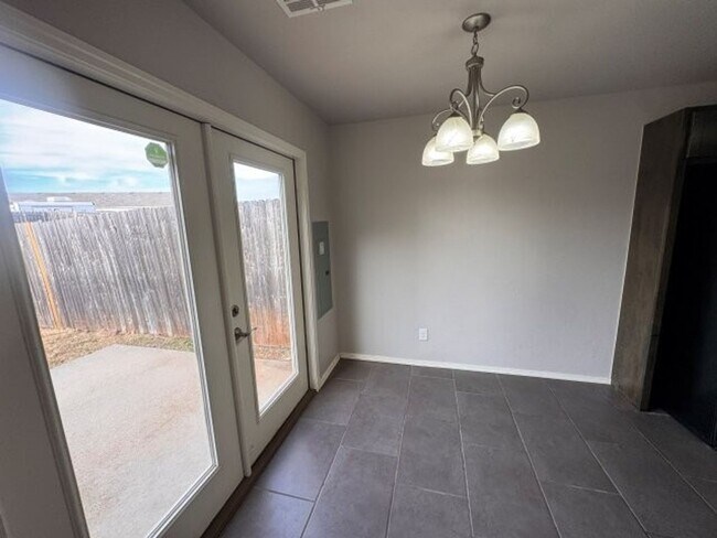 Building Photo - 3 bedroom 2 story duplex in Deer Creek schools! 500 off your first month by May 1st