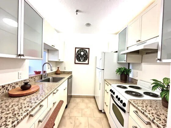 Foto del edificio - 133 Commander Shea Blvd