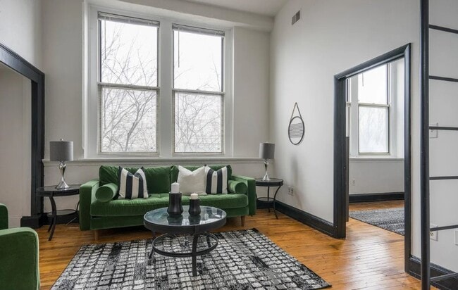 Photo - 3809 Spring Garden St Apartment