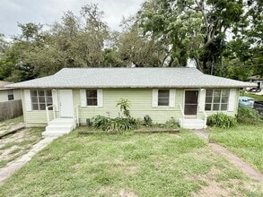 Building Photo - 12011 Wanda Ave