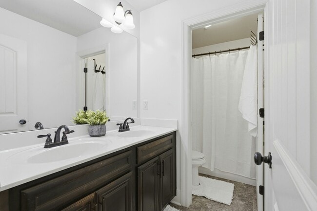 Building Photo - 8349 Anslee Way NW