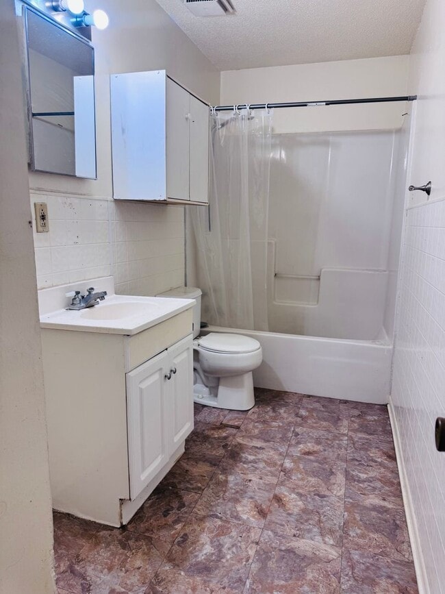 Building Photo - 59 Groner St