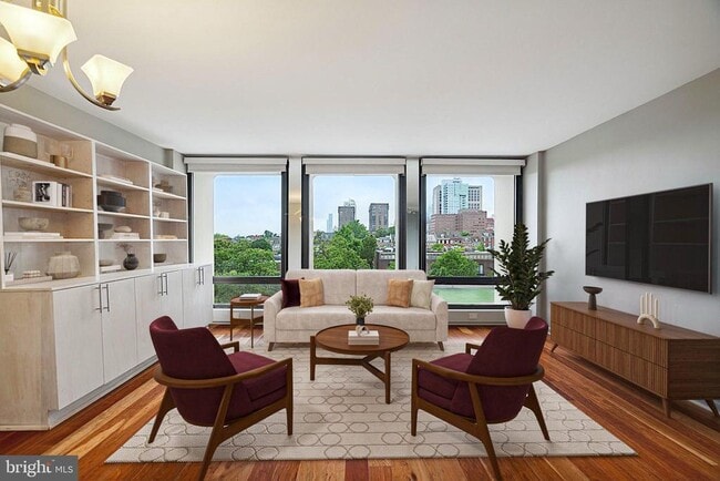 Building Photo - 220 Locust St