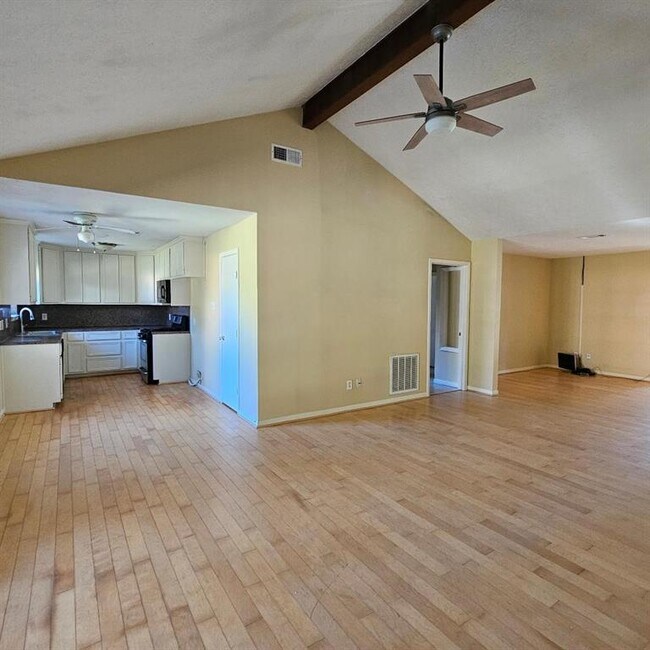 Building Photo - 1708 Bimini Way
