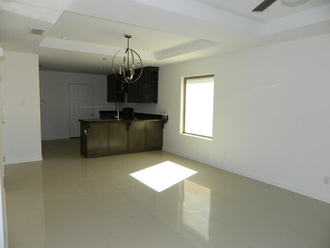 Foto del edificio - 1615 Dra Eve Perez Lane