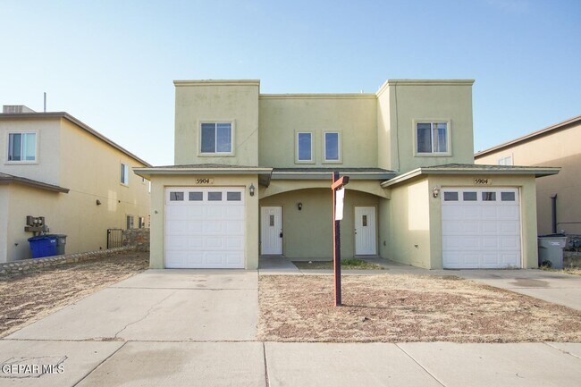 Building Photo - 5904 Cielo Del Rey Pl