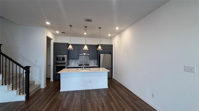 Foto del edificio - 9939 Hennings St