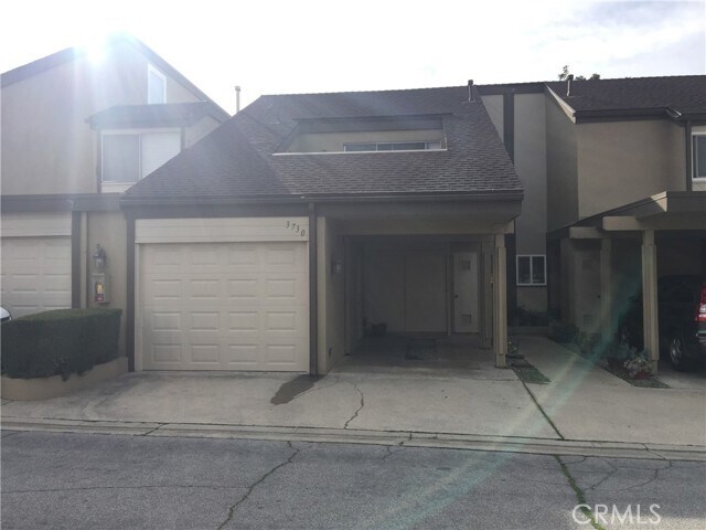Foto del edificio - 3730 Towne Park Cir