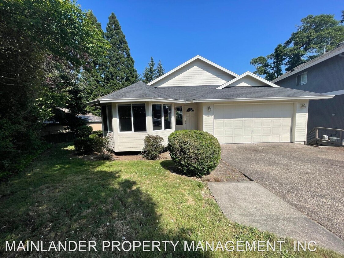 Primary Photo - 3 br, 2.5 bath House - 2438 SOUTHSLOPE WAY