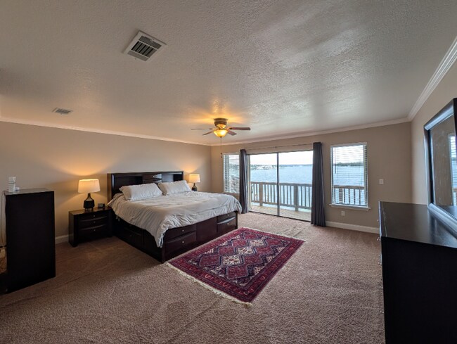 Foto del edificio - 810 Eglin Pkwy NE