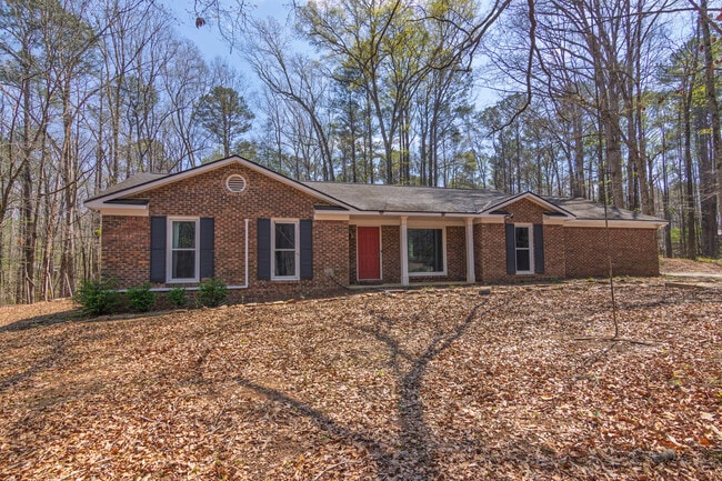 Building Photo - 1026 Denney Rd