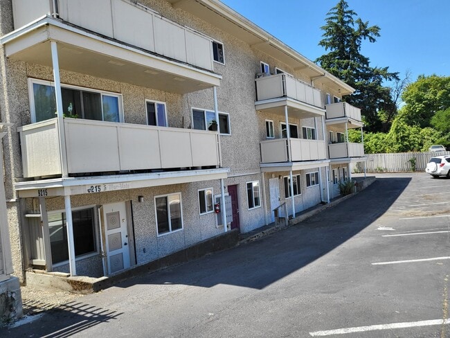 Building Photo - 9215 56th Ave S