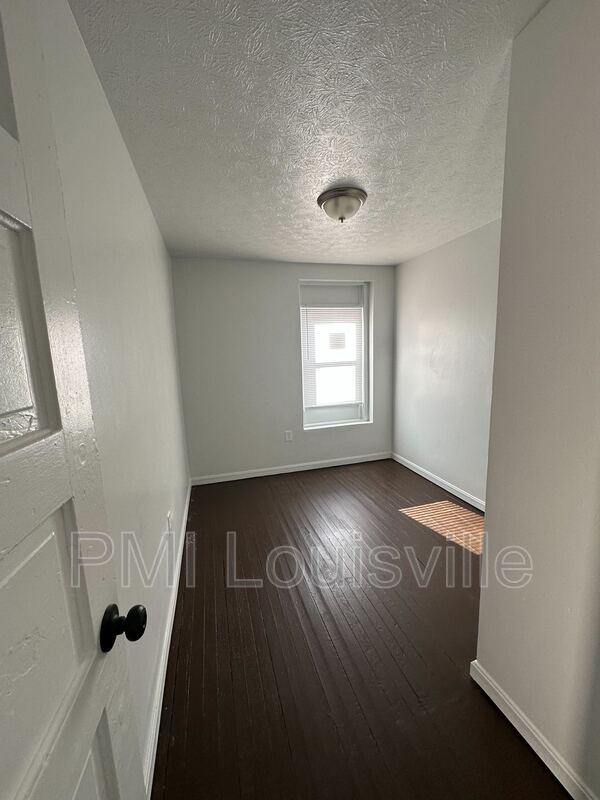 Building Photo - 1310 Olive St
