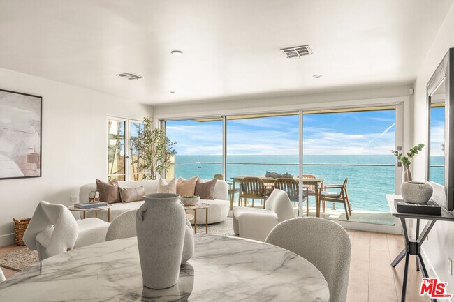 Foto del edificio - 20448 Pacific Coast Hwy