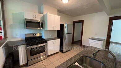 Building Photo - 1247 Chartiers Ave