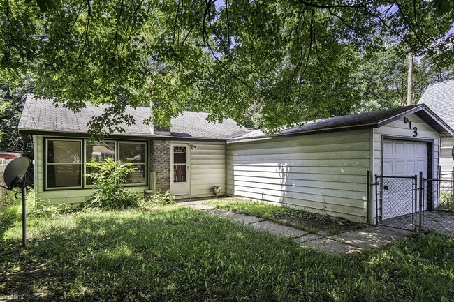 Building Photo - 2 br, 1 bath House - 613 Washburn Ave