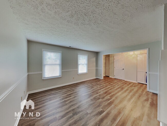 Foto del edificio - 8224 Wynewood Ct