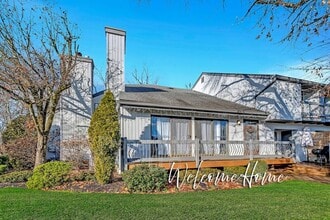 Building Photo - 12 Hackberry Ct