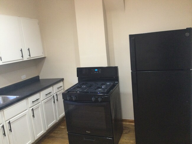Foto del edificio - 2417 W Arthington St