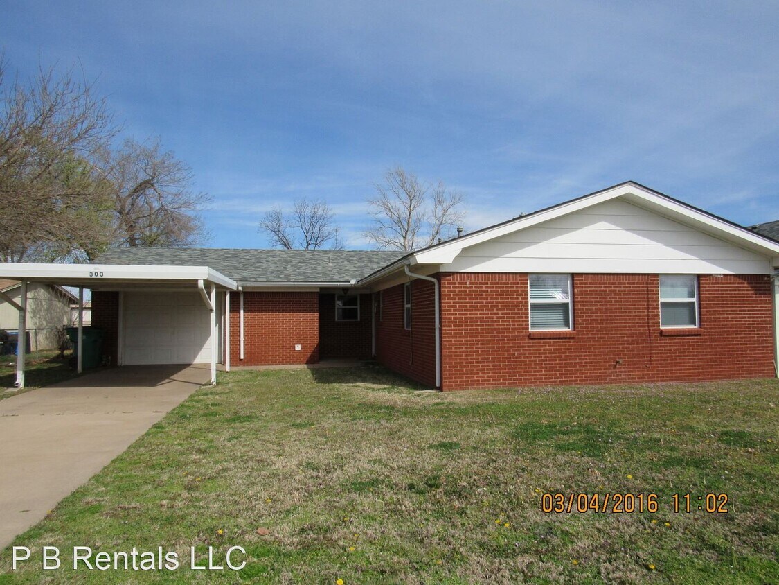 Primary Photo - 3 br, 1.5 bath House - 303 "C" Avenue