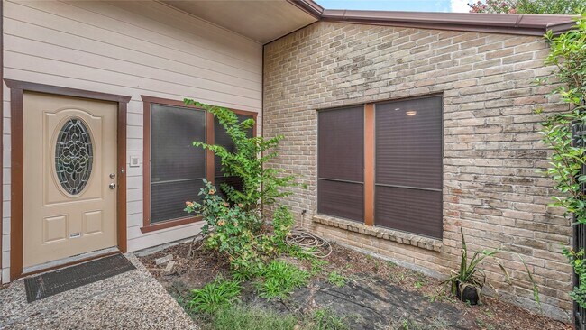Foto del edificio - 10919 Paulwood Dr