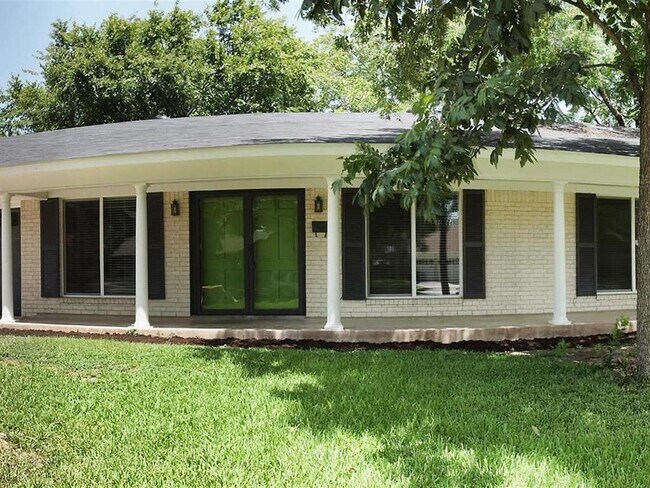 Foto del edificio - 1904 Greenbrook Pkwy