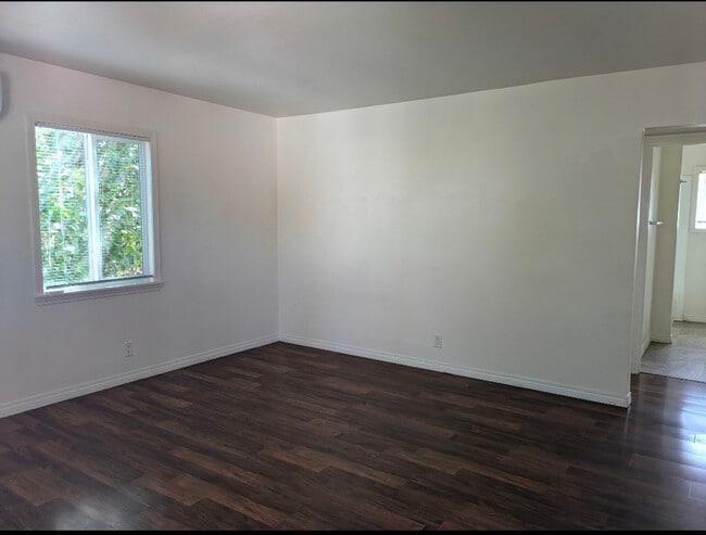 Foto del edificio - 316 W Kettering St