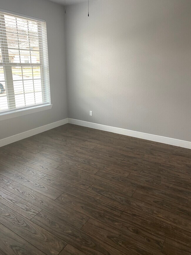 Foto del edificio - 1009 S Avenue B