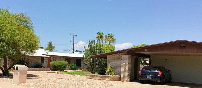 Building Photo - HoHoKam