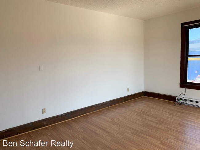 Building Photo - 547 Steubenville Ave