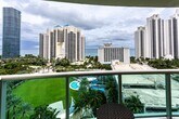 Foto principal - 19370 Collins Ave