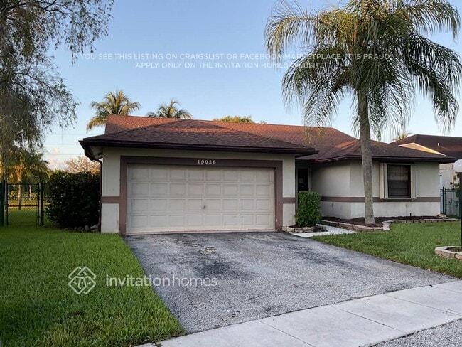 Building Photo - 15026 SW 13th Pl