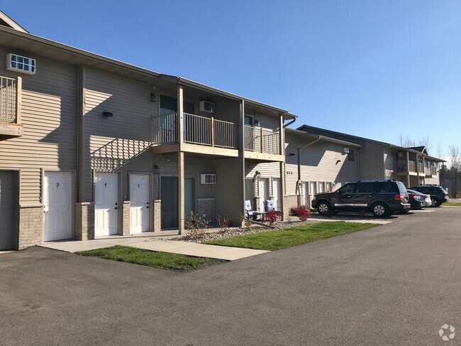 Building Photo - Pineview Park Apartments LLC