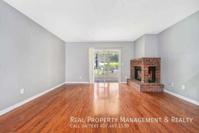 Foto del edificio - 5216 Lazy Oaks Dr
