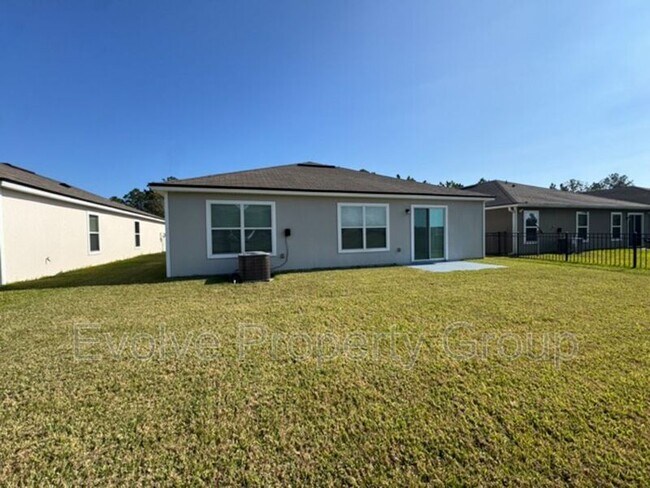 Building Photo - 119 Fairway Ct