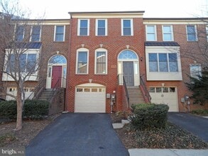 Building Photo - 1525 Templeton Pl