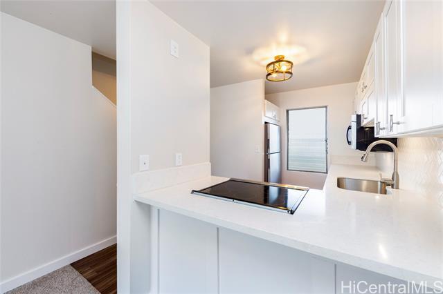 Foto del edificio - 46-232-232 Kahuhipa St