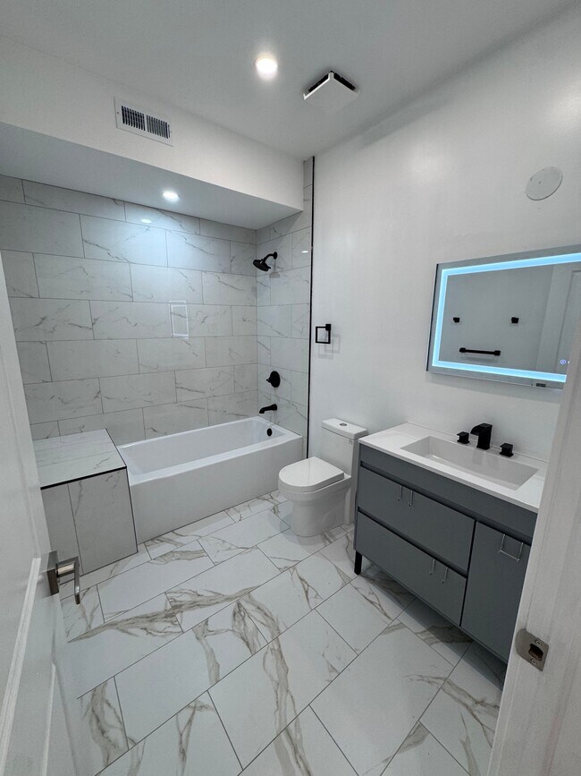 Foto del edificio - 647 N 16th St